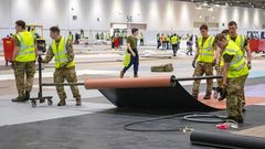 Construcci�n de un hospital de campa�a en Gran Breta�a, donde los recursos sanitarios se han visto ampliamente superados