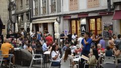 Terrazas de locales en el casco histrico de Ourense.
