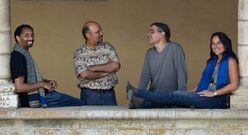 Tunde Jegede, Alfonso Pac�n, Rafael Guel y Diana Baroni integran La Macorina, hoy actuando en Carboeiro.