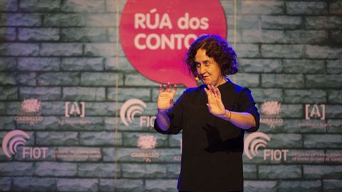 Paula Carballeira abrir el programa del 25N del Concello de Zas