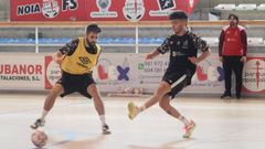 Pirata realiza un pase en una sesi�n de entrenamiento. 