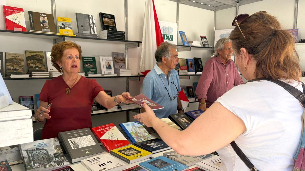 Presentaciones, firmas y talleres de dibujo en la Feria del Libro de Vigo
