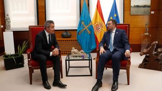 El presidente del Principado de Asturias, Adri�n Barb�n, ha recibido al consejero delegado de Indra, Josep Mar�a Recasens.