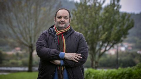 Somoza tiene que acudir muchas veces a testamentos, escrituras y cdulas de propiedad para localizar un terreno