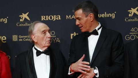 El presidente del Gobierno, Pedro S�nchez (d) y el presidente de la Academia de Cine, Fernando M�ndez-Leite.