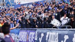 La polic�a, tomando el control