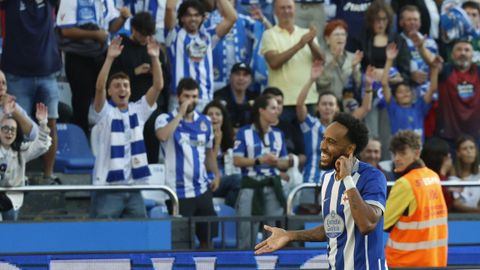 Aubameyang celebra el segundo gol del Deportivo ante el Valencia.
