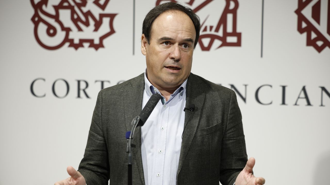 Juanfran Pérez Llorca, elegido presidente de la Generalitat Valenciana con el apoyo de Vox