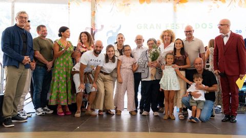 Las parejas contaron con la compa��a de sus familias