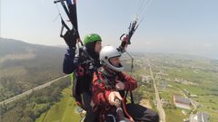 La experiencia de volar por primera vez en parapente