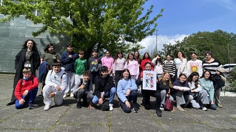 Alumnos do Alcalde Xos� Pichel, co galard�n 