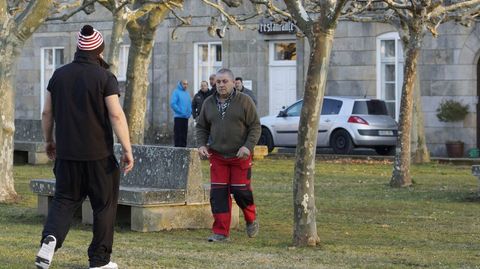 Parricidio en Ba�os de Molgas.La Guardia Civil investiga lo ocurrido en el hostal de Os Remedios