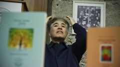 Takekazu Asaka recita a traduci�n ao xapon�s de �Negra sombra�