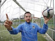 Campillo lleg� al Pontevedra en el verano del 2014 y suma ya cincuenta partidos de granate. 