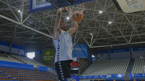 Primer entrenamiento del Breog�n 2026-2027 en el Pazo dos Deportes de Lugo