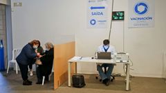 Vacunaci�n de refuerzo en el edificio administrativo de la Xunta en Campolongo, en Pontevedra