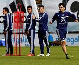 Álex López, Hugo Mallo y Rafinha pueden ocupar plaza en el once inicial de esta noche.