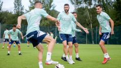 Tarn, Bastn, Dani Calvo, Luismi y Jimmy, durante el entrenamiento en El Requexn