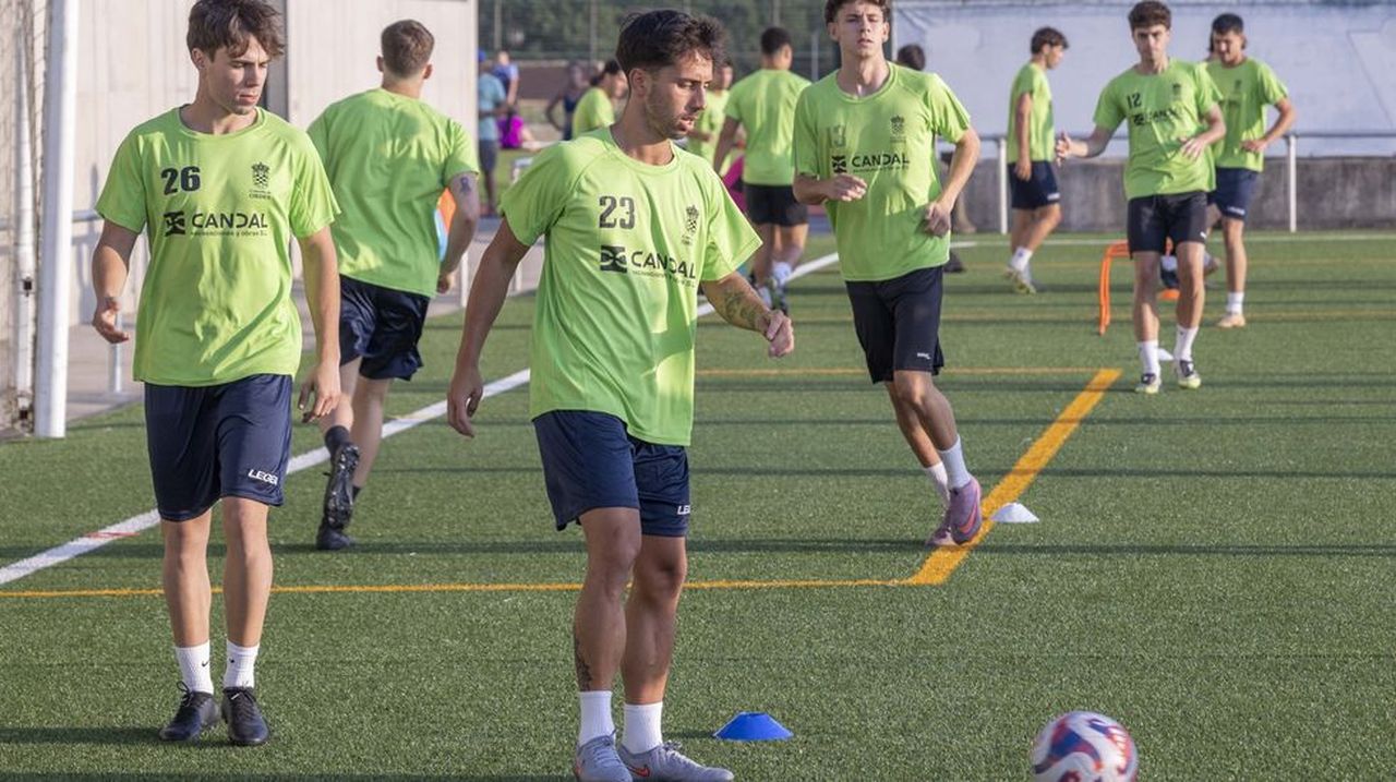 El Negreira debuta con victoria (3-1)