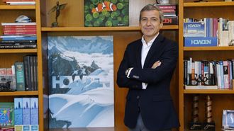 Rub&eacute;n Mart&iacute;nez Nieto posa en su despacho en Bouzas (Vigo).