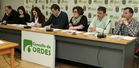 Todos los grupos pol�ticos apoyaron la nueva regulaci�n del centro canino Segunda <span lang= gl >Oportunidade</span>. 