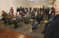 Uni�ns Agrarias reuni� a parte de los afectados el jueves por la noche en Santa Comba. 