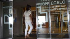 En el Hospital Montecelo, de Pontevedra, hay un paciente de coronavirus ingresado en planta