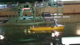 Imagen de archivo de las pruebas de un prototipo de arrastrero en el Canal de Experiencias Hidrodin�micas de El Pardo, situado en Madrid.