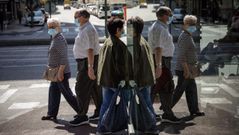 La mascarilla se instala en las calles de A Coru�a