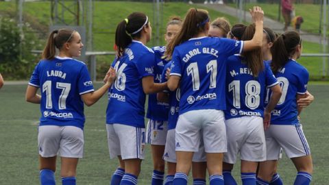 Gol Real Oviedo Femenino Oceja.Las azules celebran uno de los goles frente al Oceja