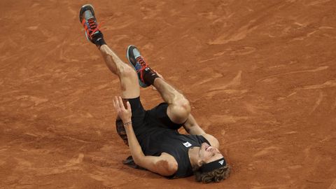 Alexander Zverev, en la semifinal de Roland Garros tras lesionarse