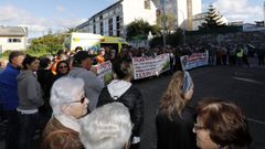 Protestas en el 2019 ante el centro de salud de Foz por la reducci�n de t�cnicos de emerxencias en la ambulancia
