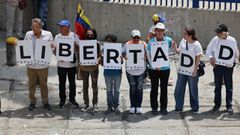 Simpatizantes de la oposicin participan de una manifestacin el pasado 28 de septiembre.