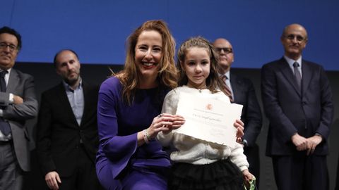 Hasta un total de cuarenta alumnos de distintos centros de la provincia resultaron premiados en el concurso de la Constituci�n.