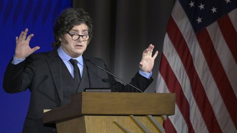 El presidente de Argentina, Javier Milei, en la C&aacute;mara de Comercio de Estados Unidos, en Washington