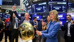 El fundador de Madison Air celebra la exitosa salida a bolsa, un +16 %, del jueves pasado.