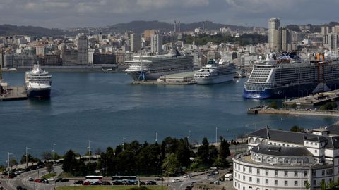 Quíntuple escala de cruceros en A Coruña