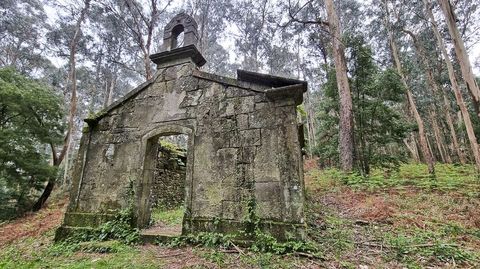 Isla de Tambo. Iglesia en ruinas