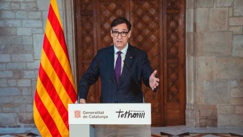 El president catal�n, Salvador Illa, durante su�declaraci�n institucional tras pasar un mes de baja