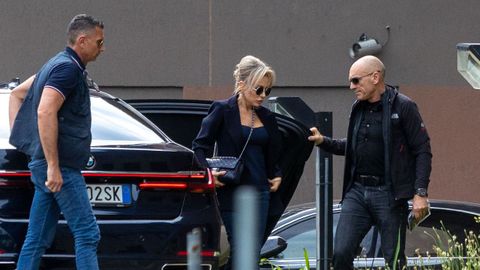 Marina Berlusconi, a su llegada el 9 de junio al hospital de Miln para ver a su padre, en su penltimo ingreso.