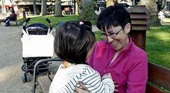 Isabel da Riba cuida a una ni�a desde hace a�o y medio y dice que la experiencia compensa.