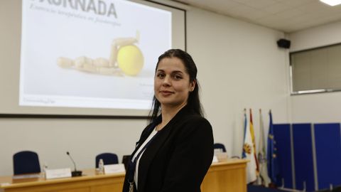 Mlodie Lpez present los resultados de un estudio sobre una intervencin en fisioterapia basada en ejercicio teraputico sobre el bienestar psicolgico en mujeres vctimas de violencia machista 