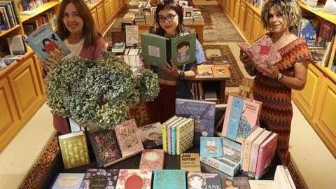 Las libreras de Cronopios, en Santiago, con una selección de las últimas reediciones de novelas de Jane Austen, así como de nuevas biografías.