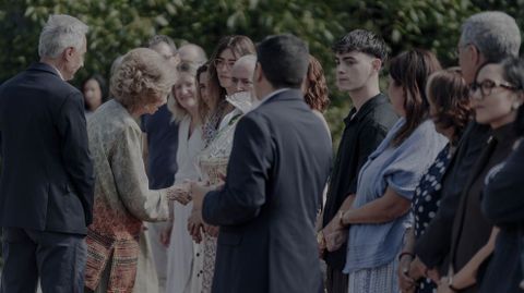 La reina em�rita, en el saludo oficial a las autoridades.