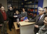 El alcalde agradeci� a los voluntarios su dedicaci�n. 