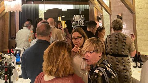 Acto de presentación de los vinos