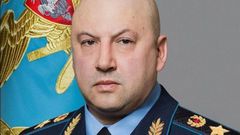 General Segu�i Surovikin
