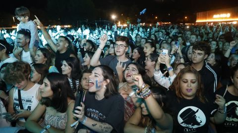 Público del concierto de Leiva
