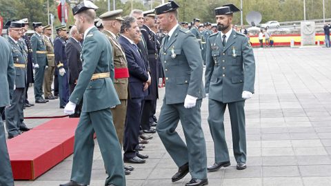 Fiesta de la Guardia Civil. Imposici�n de medallas