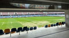 La zona pr�xima a tribuna es la m�s afectada del terreno de juego de Pasar�n